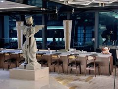 -伍贰赫兹·鮨合·烧鸟高空餐厅