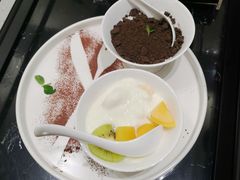 -红鼎豆捞·非遗鲍皇汤火锅(宝丰路店)