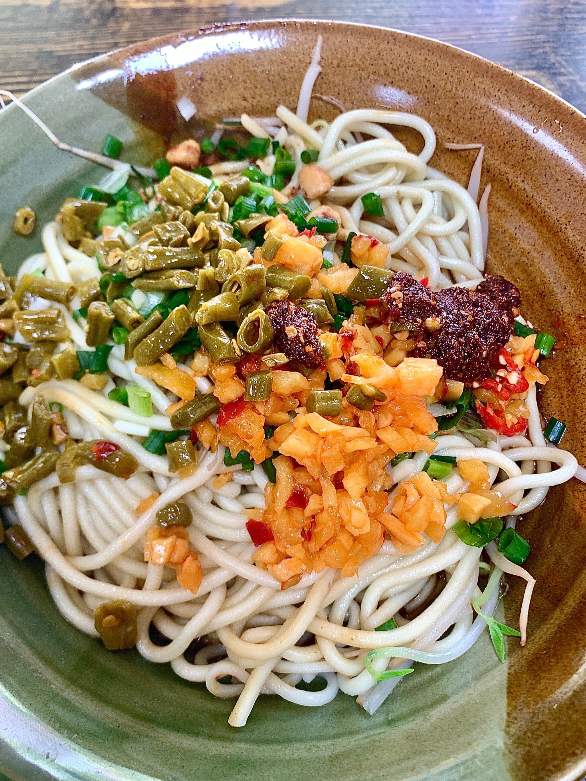 开在家门口的郑州传统老式热干面!