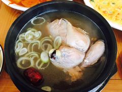 -长寿参鸡汤(朝韩风情街店)