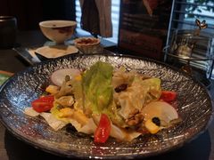 -铭牛烧肉·和牛海鲜自助(高新月牙湖店)