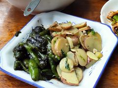 -茅屋大酒店