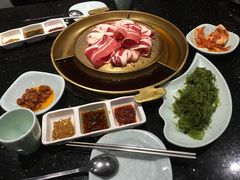 -猪啊牛呀羊啊铜盘烤肉(正大广场店)