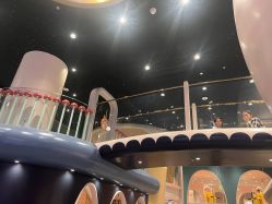 -奈尔宝家庭中心·亲子餐厅(鄞州万达店)