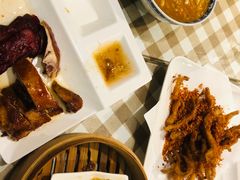 -新大咀港式茶餐厅(宝山万达店)