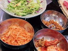 -臻牛烤肉