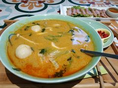 -越弥越南传统美食馆