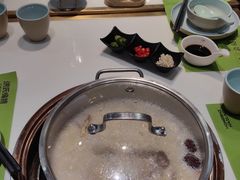 -洪氏嗨捞·猪肚鸡火锅(阳光天地店)