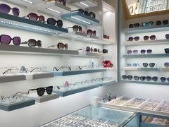 -潘多拉眼镜·蔡司依视路明月(潘家园店)