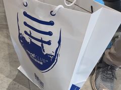 -阿迪达斯(武林银泰三叶草店)