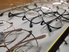 -优医视平价眼镜蔡司依视路折扣工厂店(十里堡店)