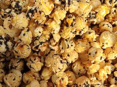 -正宗老杨特色爆米花(四棉店)