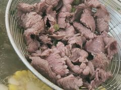 鲜嫩牛肉-潮悦牛肉火锅城(水贝店)