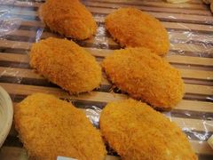 肉松包-MANFEN聚满分西点(远洋大信店)