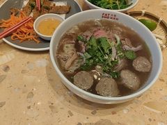 -比斯特上海购物村精品奥特莱斯