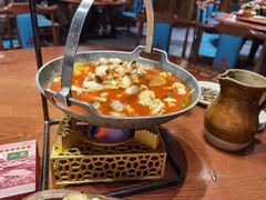 -老滇山寨•云南特色菜•地方菜•民族风情歌舞表演(金碧店)