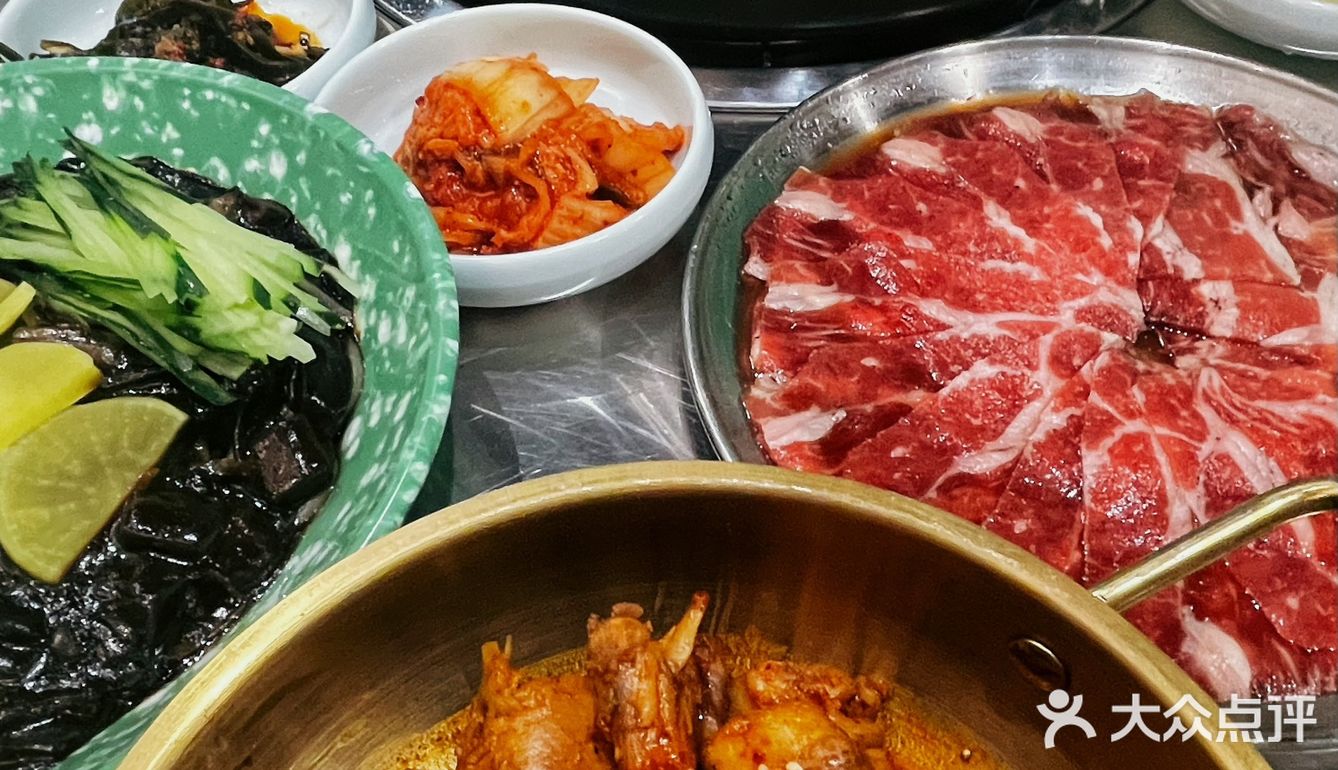 真的有人不爱烤肉和芝士吗？弘大前夜市YYDS