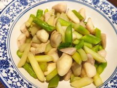 芦笋鲜菱-兰边碗(鼓楼店)