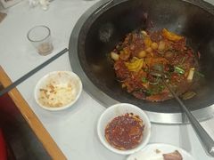-鲁员外地锅鸡地锅鱼(古墩路店)