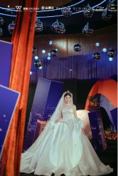 -派丽莫Pellimo原创设计婚纱品牌