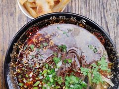 -陈仓老街美食天地