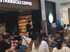 等位区-星巴克(蒲汇塘路店)