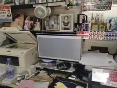 -红裙子照相馆(曹安路轻纺市场店)