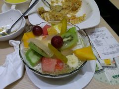 -佰搭果·广式茶餐厅(西华路店)