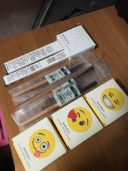 眼影遮瑕眼线笔散粉和其他各种工具刷-悦诗风吟innisfree