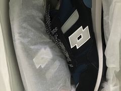 -枫叶小镇奥特莱斯
