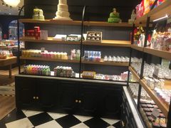 零售区-米洛克欧洲蛋糕(西南路店)