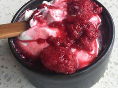 覆盆子果酱酸奶-半山腰·云南菜(侨福芳草地店)