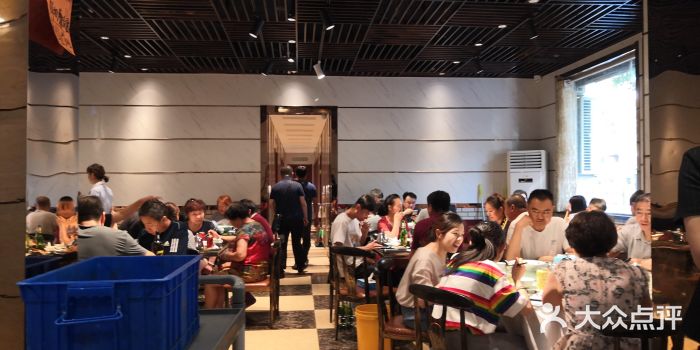梅飞酒家(桑园路店)大堂图片