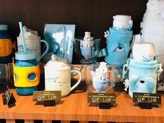 -星巴克(杭州湖滨银泰E区店)