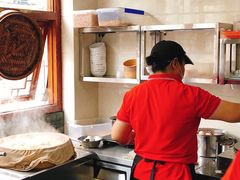 -三姐妹糯米饭·包子·饭面(绣山店)