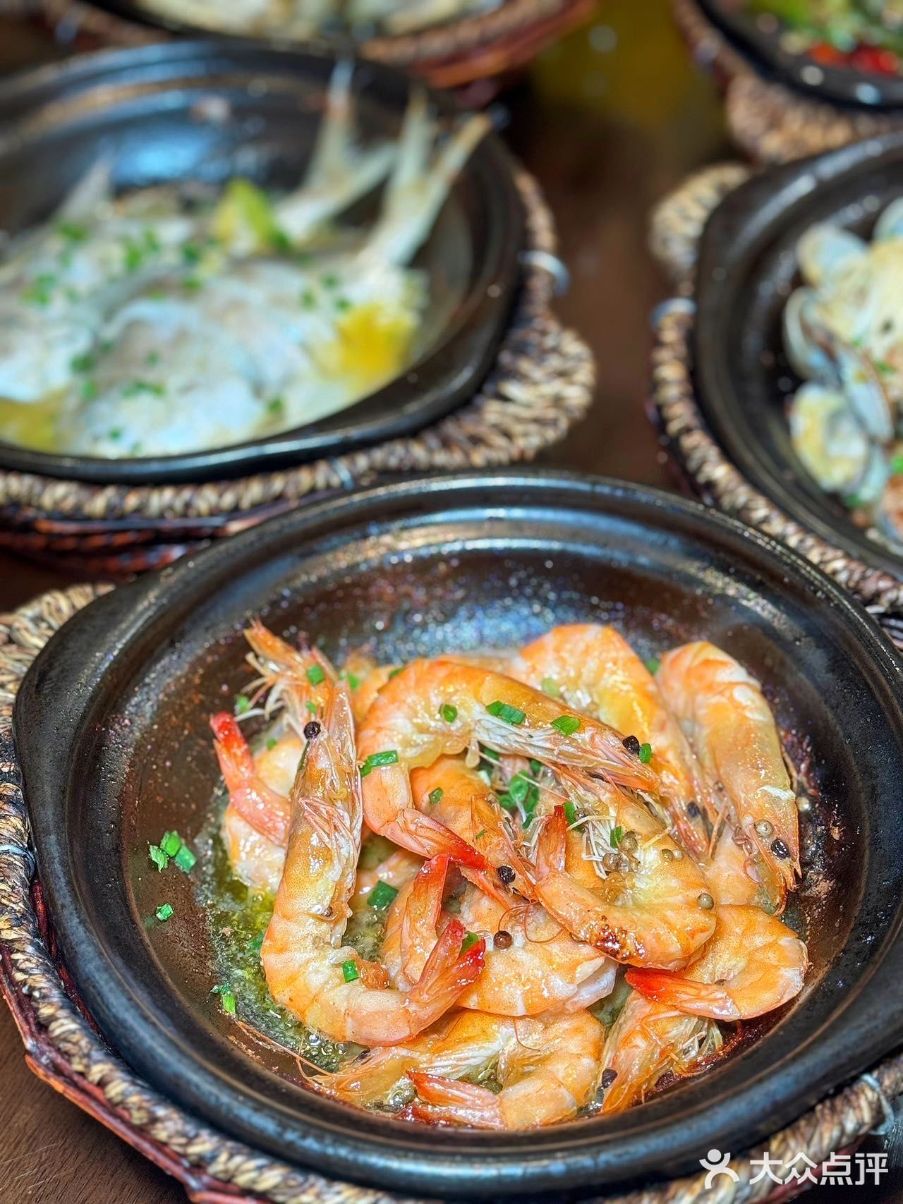 为了这口砂锅焗海鲜又来翔殷路了
