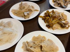 -天宜隆蘑菇宴火锅(石景山旗舰店)