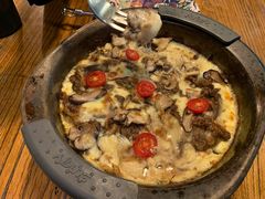 烤牛肉披萨-I HOLIC艾豪丽披萨(KKone店)