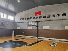 -梦想之巅·青少年篮球·羽毛球·培训中心(西站店)