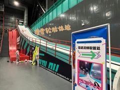 -极限PLAY运动娱乐新世界·团建派对潮玩休闲馆·室内蹦极高空游乐园