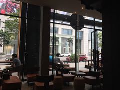 大堂-星巴克臻选(广州高德置地秋广场店)