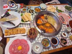 -山悦里 山野·鲜火锅(罗斯福广场店)