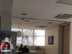 -卡罗酒店(东门晒布地铁站店)