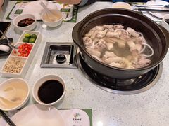 -烹然四季椰子鸡火锅(团结湖总店)
