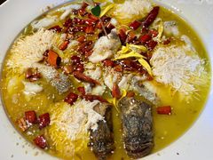 老坛豆花酸菜鱼-胡桃里音乐酒馆(罗湖HALO广场店)