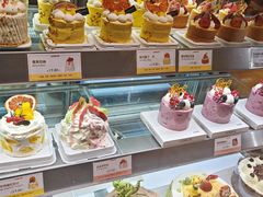 -罗森尼娜(德思勤店)