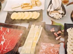 -丽江庭院·云南野生菌·海鲜火锅(鼓楼四合院店)