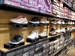 -斯凯奇(八达岭奥特莱斯店)