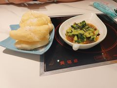 -黄记煌三汁焖锅(新佳丽江汉路店)