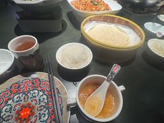 -鸽子侯·家宴·平价海鲜(市图书馆店)